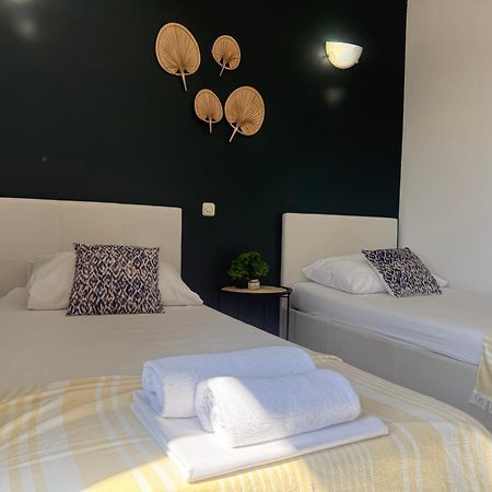 Apartments Ana & Ita Novalja Ngoại thất bức ảnh