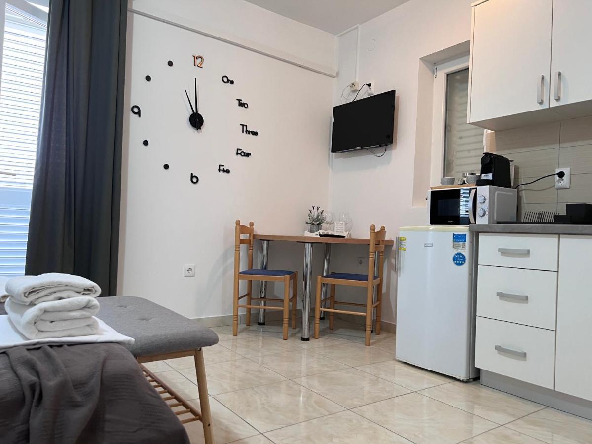 Apartments Ana & Ita Novalja Ngoại thất bức ảnh