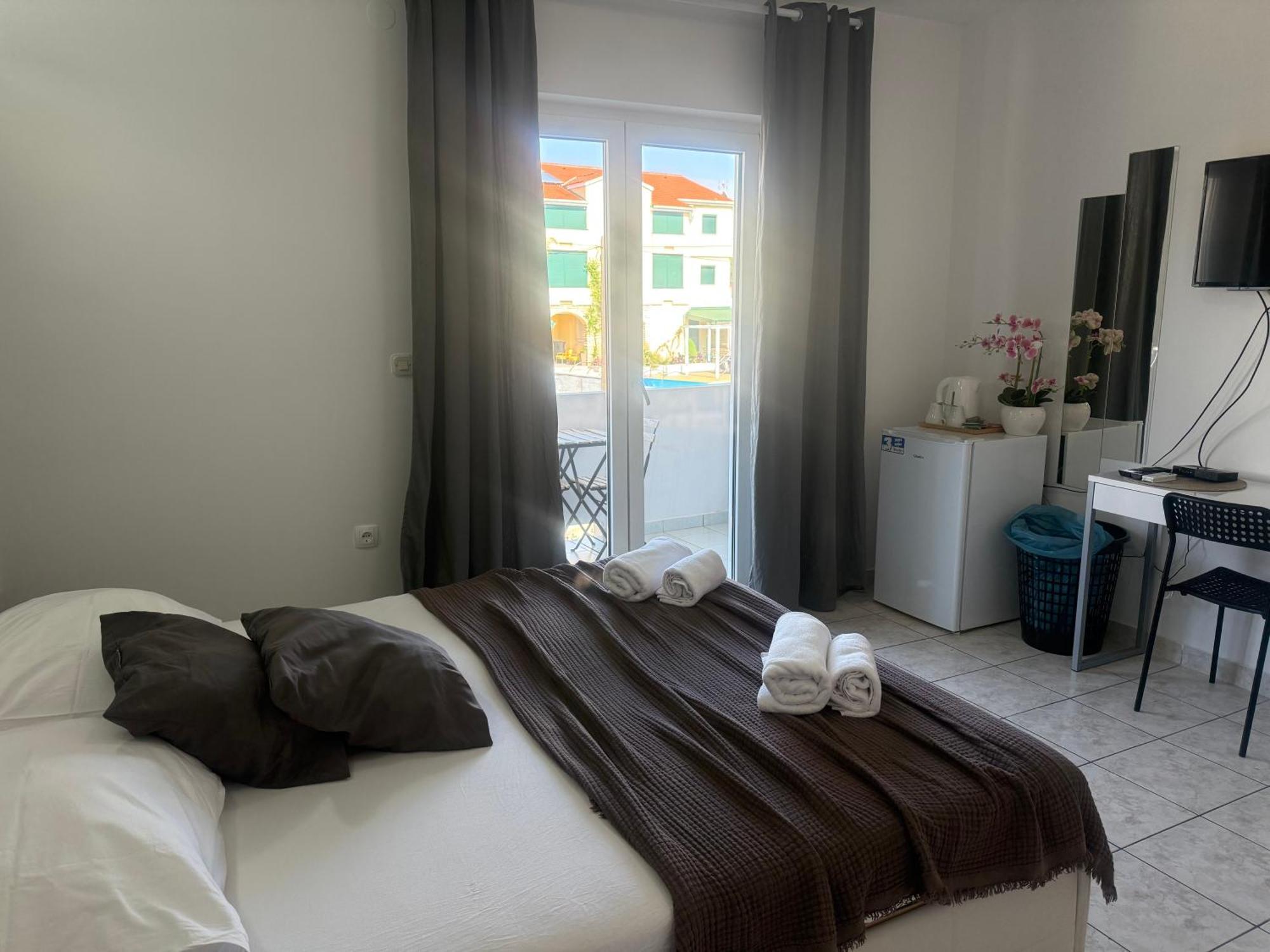 Apartments Ana & Ita Novalja Ngoại thất bức ảnh