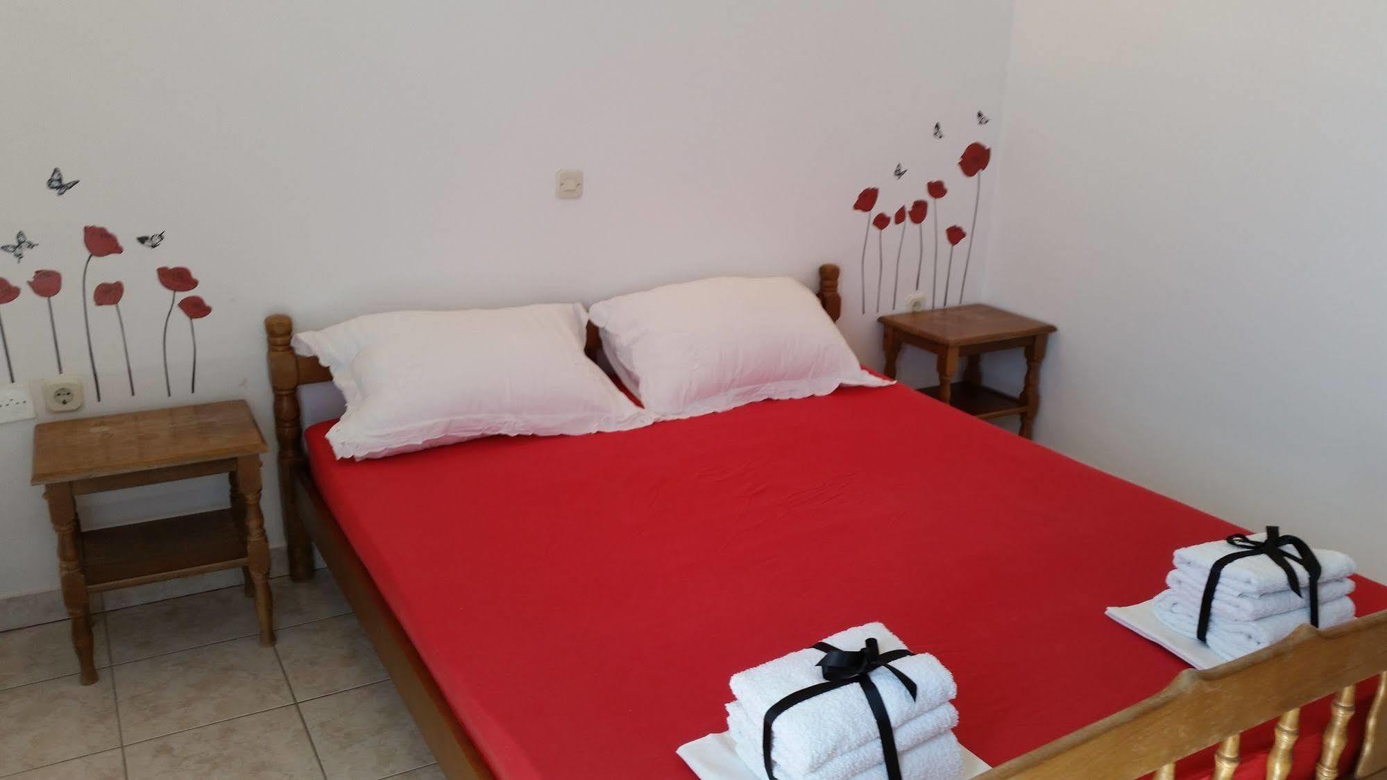 Apartments Ana & Ita Novalja Ngoại thất bức ảnh